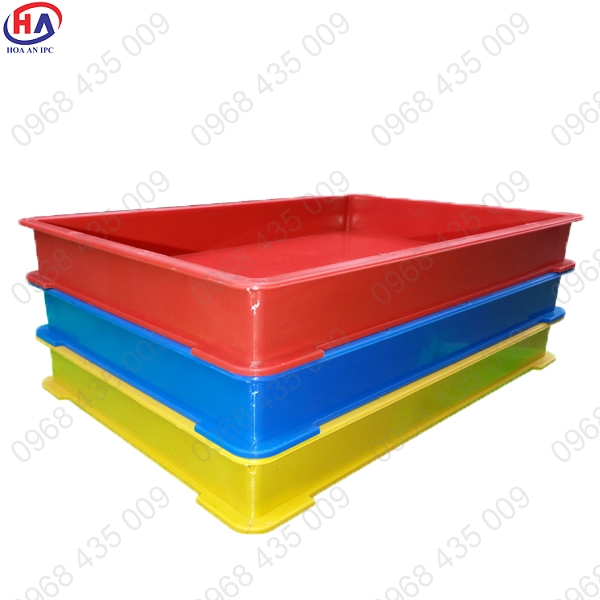 Thùng nhựa đặc YM006